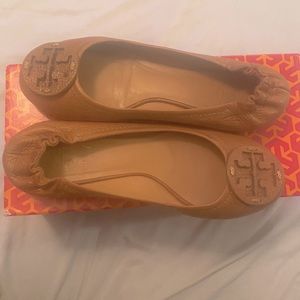Tory Burch- reva travel ballet flats